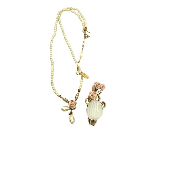 1928 Bridal Porcelain Rose Faux Pearl Necklace & Frosted Glass Brooch Set - Picture 9 of 16